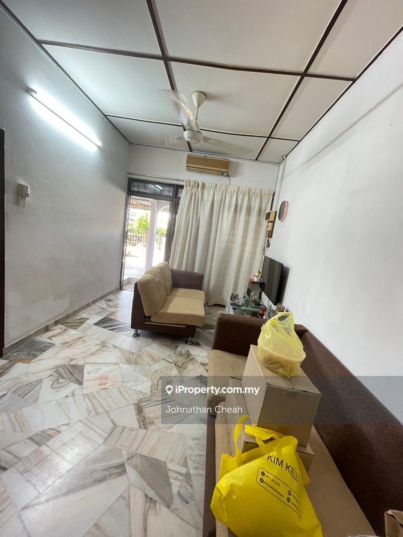 Prime Location Single Storey Terrace House For Sale at Aulong Taiping