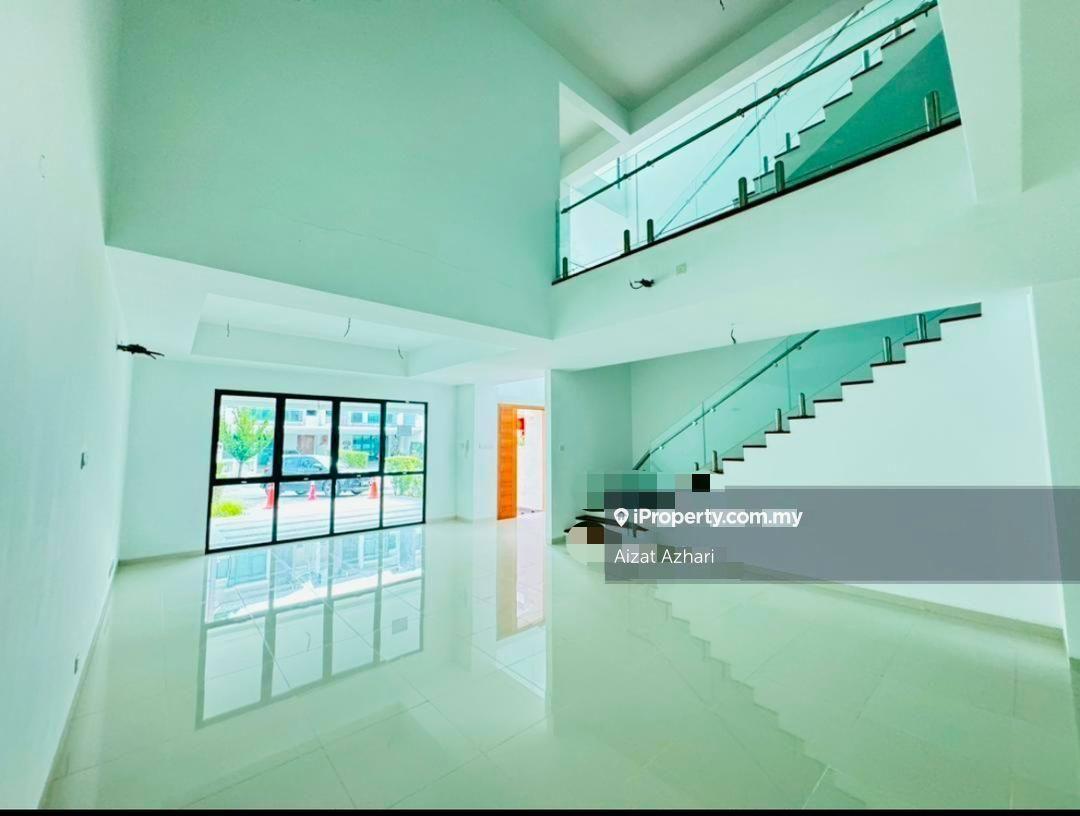 Three Storey Sejati Residence in Cyberjaya