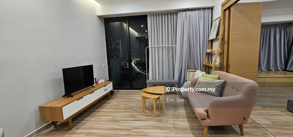 High floor One bedroom unit fully furnished