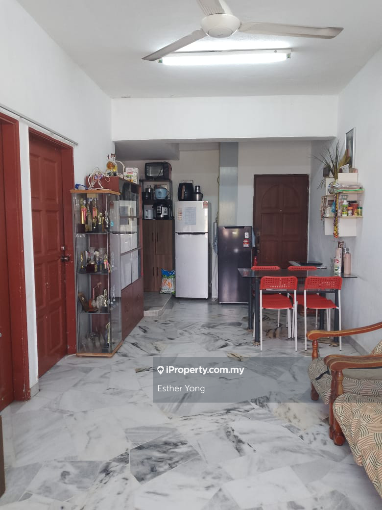 Low cost shop apartment in level 2 is available for sale now !