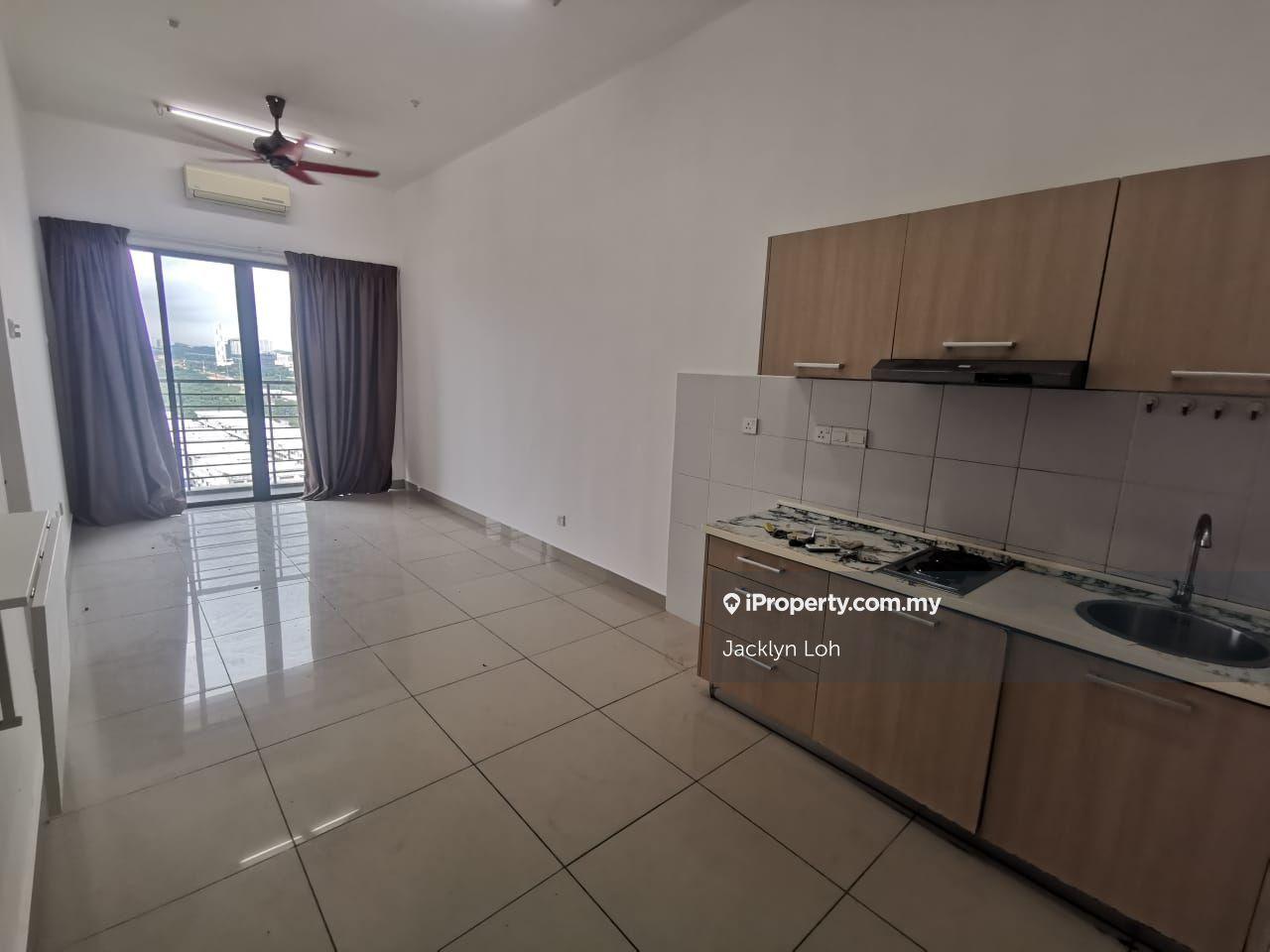 Freehold luxurious Serviced Apartments with 4star hotel at Cyberjaya