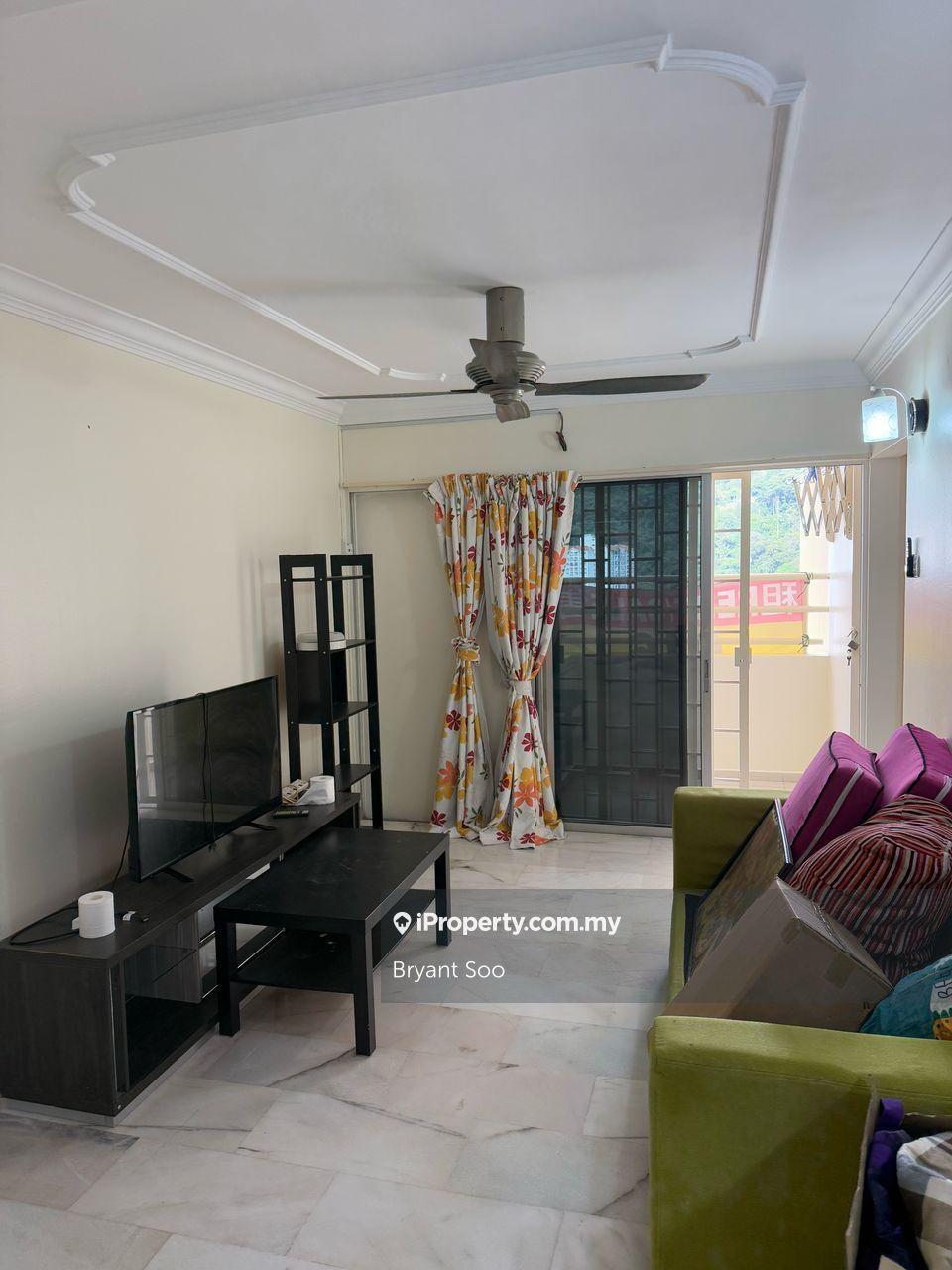 Good condition unit. must view