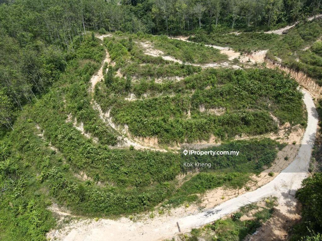 Lenggong 5acres freehold agriculture land for sale