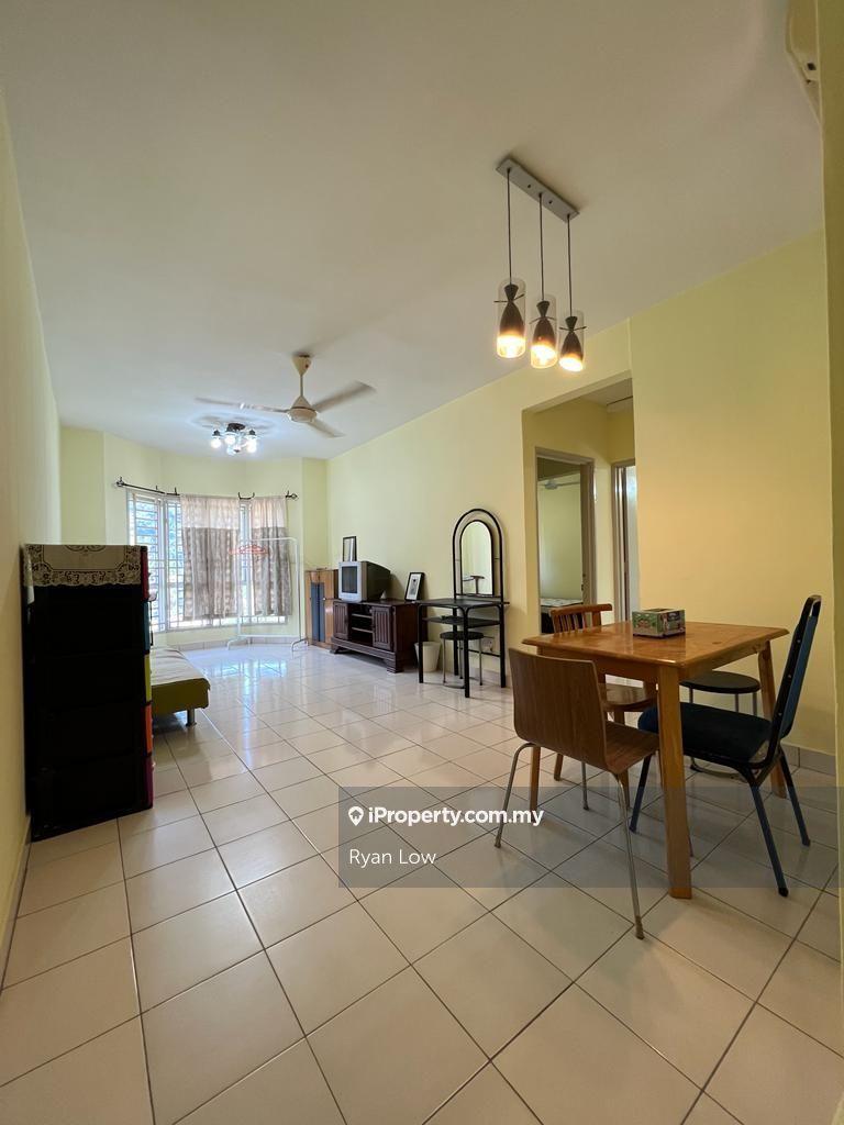 Available 1st of September! Walking Distance to Ucsi!