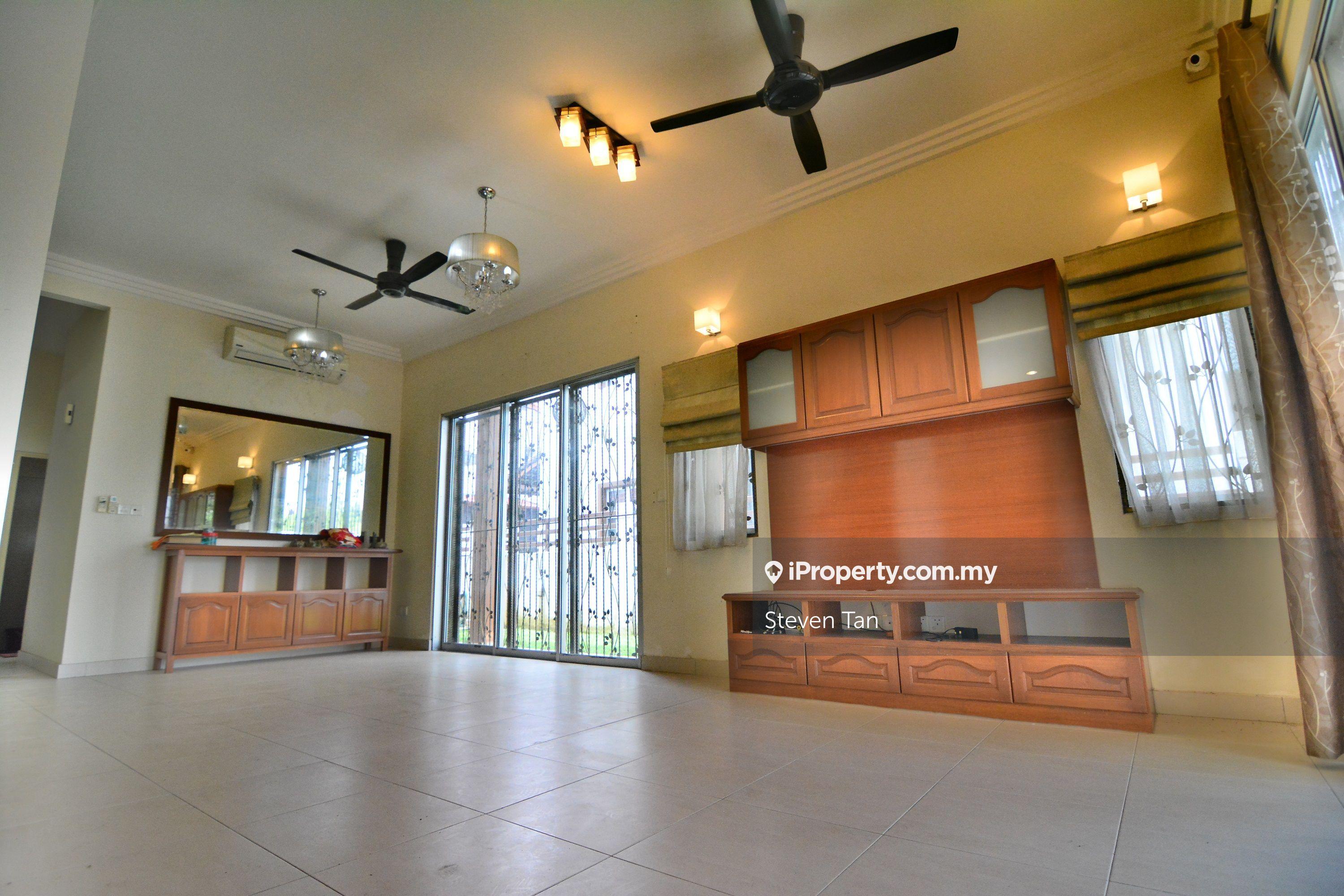 Bandar Kota Kemuning End Lot For Sale Facing Open Area