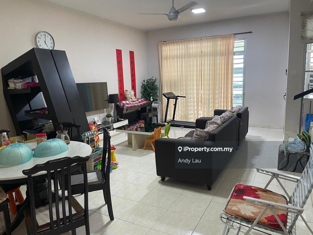 Bestari Indah @ Ulu Tiram 2 Storey Terrace House For Sale