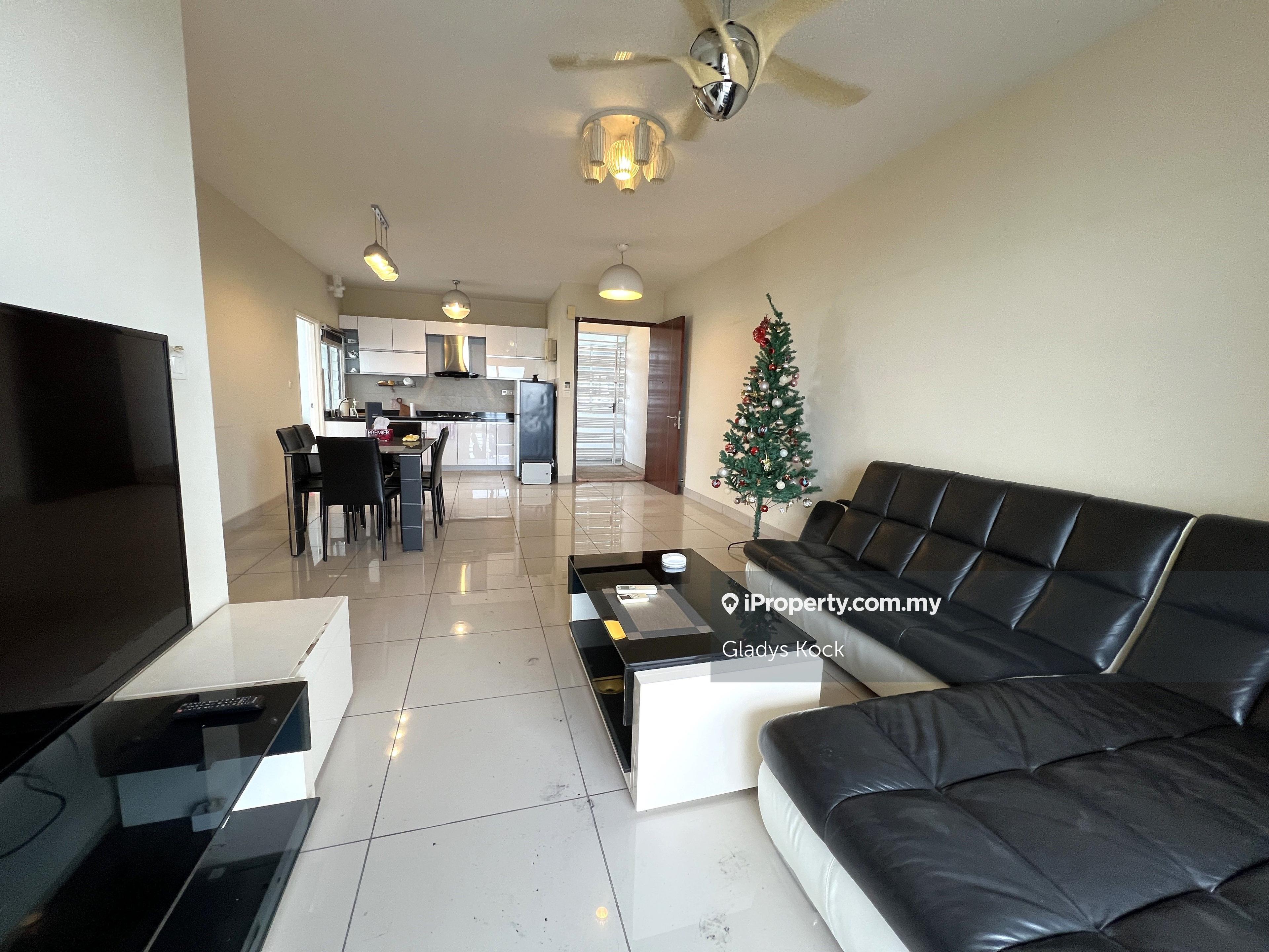 Rare 2 Car Parks, High Floor Corner Unit with Sea View, Worth Buying