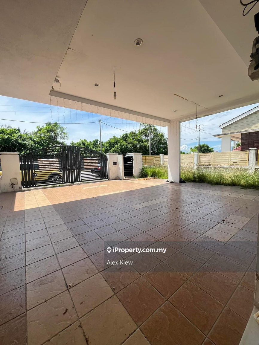 Lahat Mines Double Storey Semi D House For Sale
