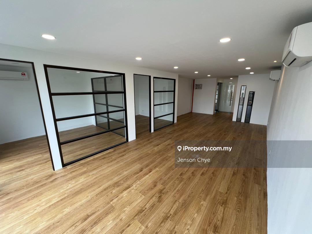 Retail / Office / Shop Jalan Kenari Bandar Puchong Jaya For Rent