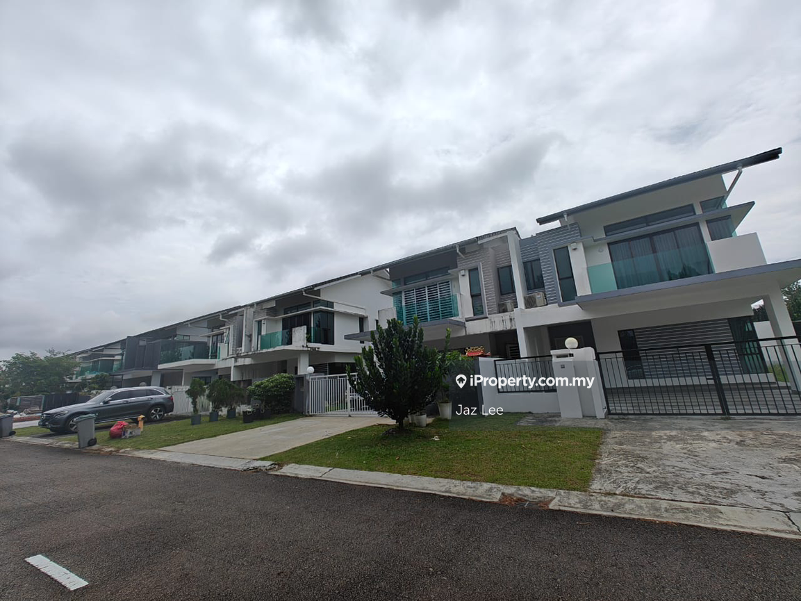 Horizon Hills Double Storey Cluster House