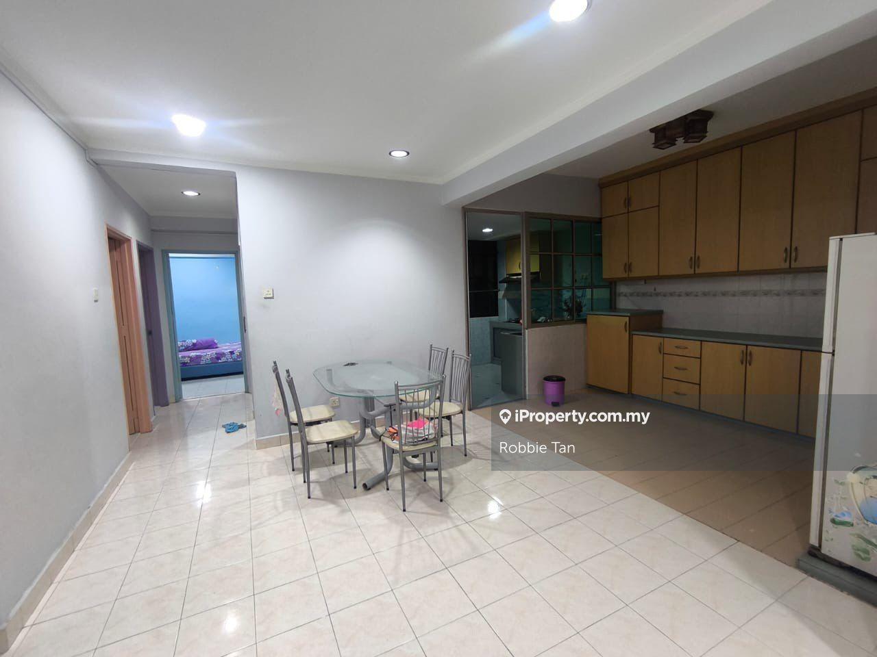 Tampoi Indah Apartments for rent