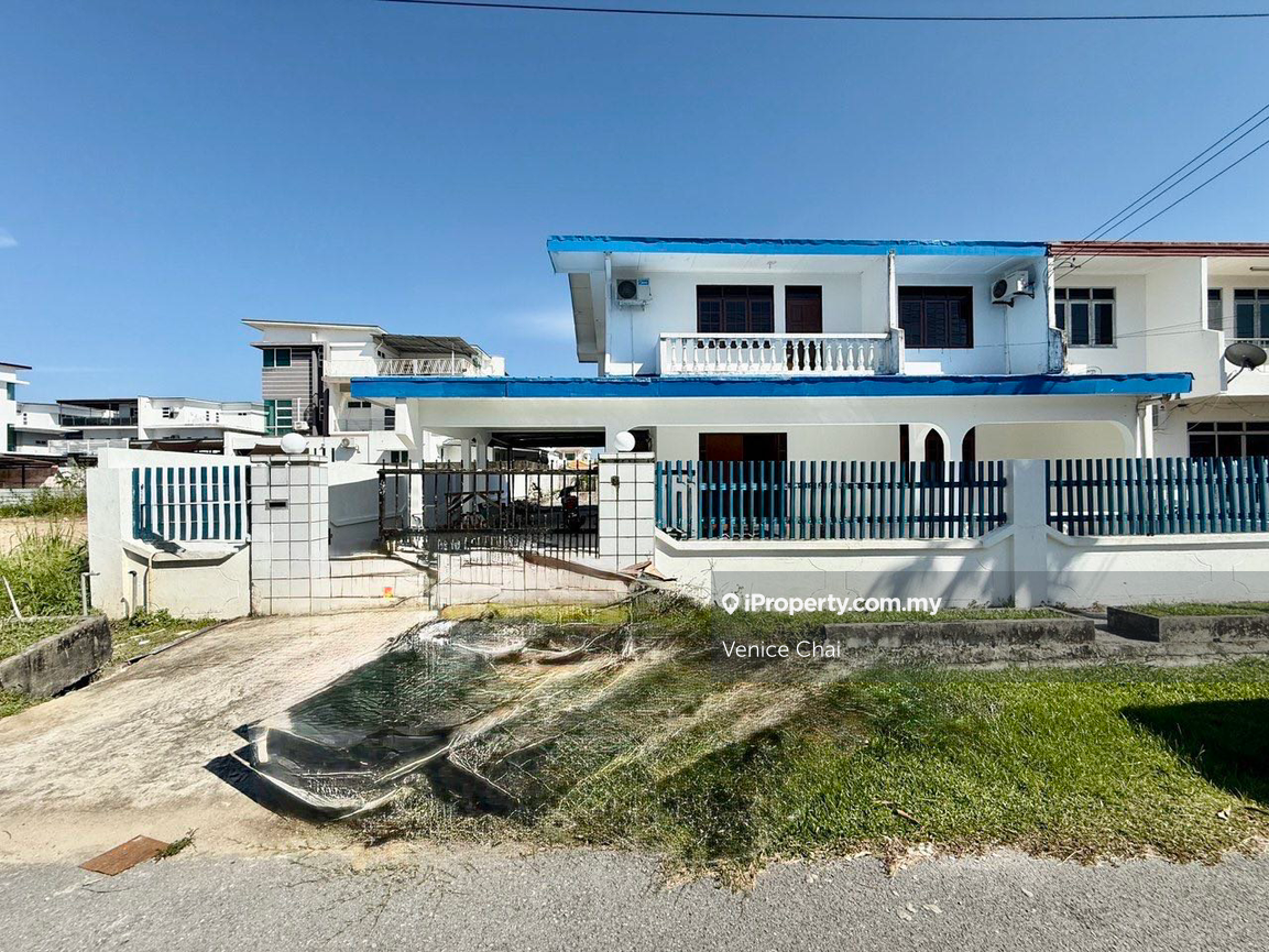 Double Storey Semi D For Sale in Miri