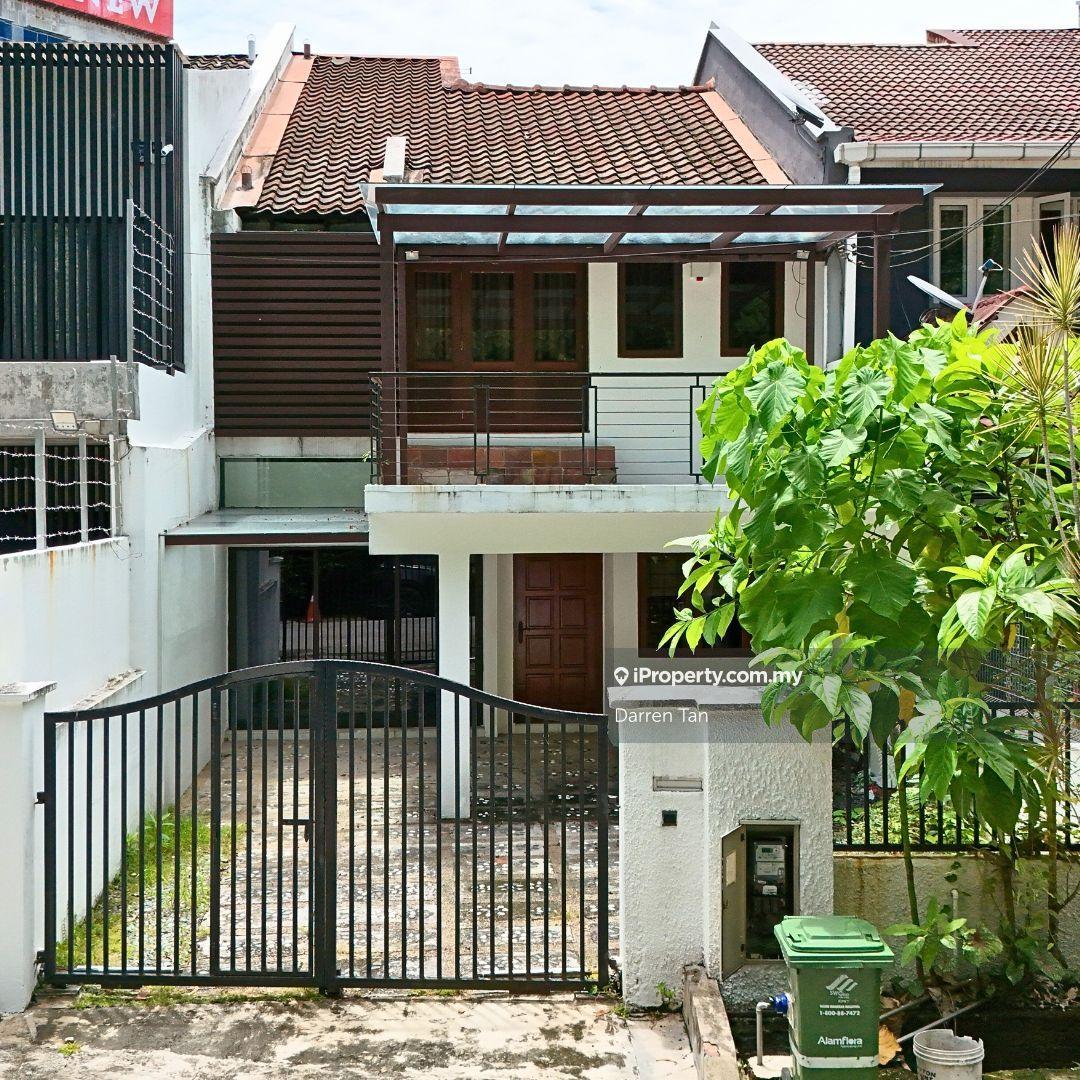 Charming terrace @ setiajasa