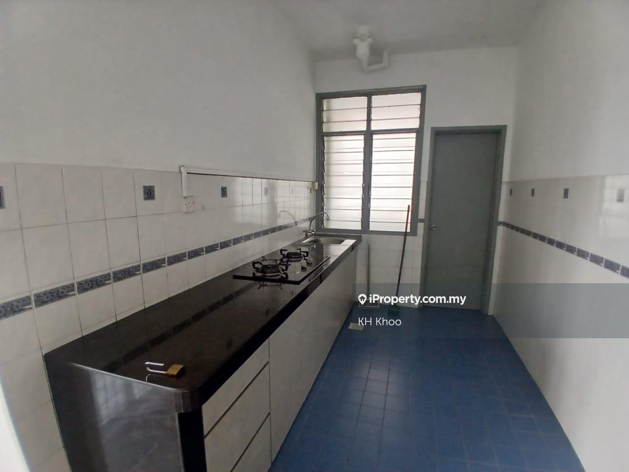 Good Year Court 9 Apartment for Sales @ Usj14, Subang Jaya