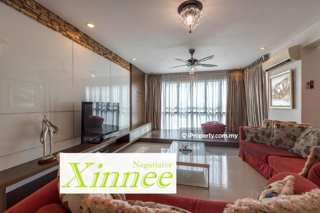 Nicely Renovated The Uban Residence 2000sf Move In Condition Sea View