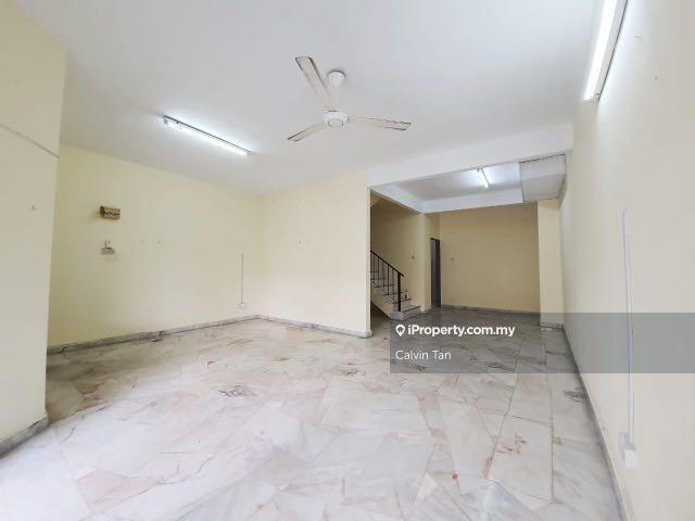2 storey house, 4r3b, good condition, pavilion bukit jalil, aeon