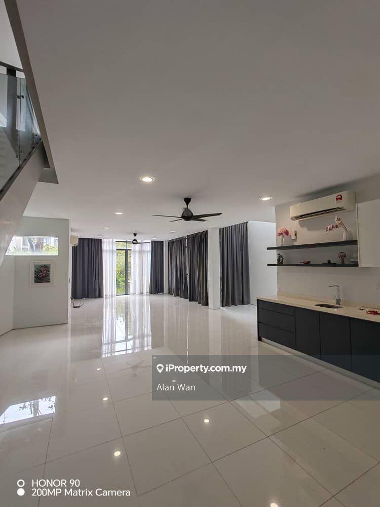 Mirage 3 Storey