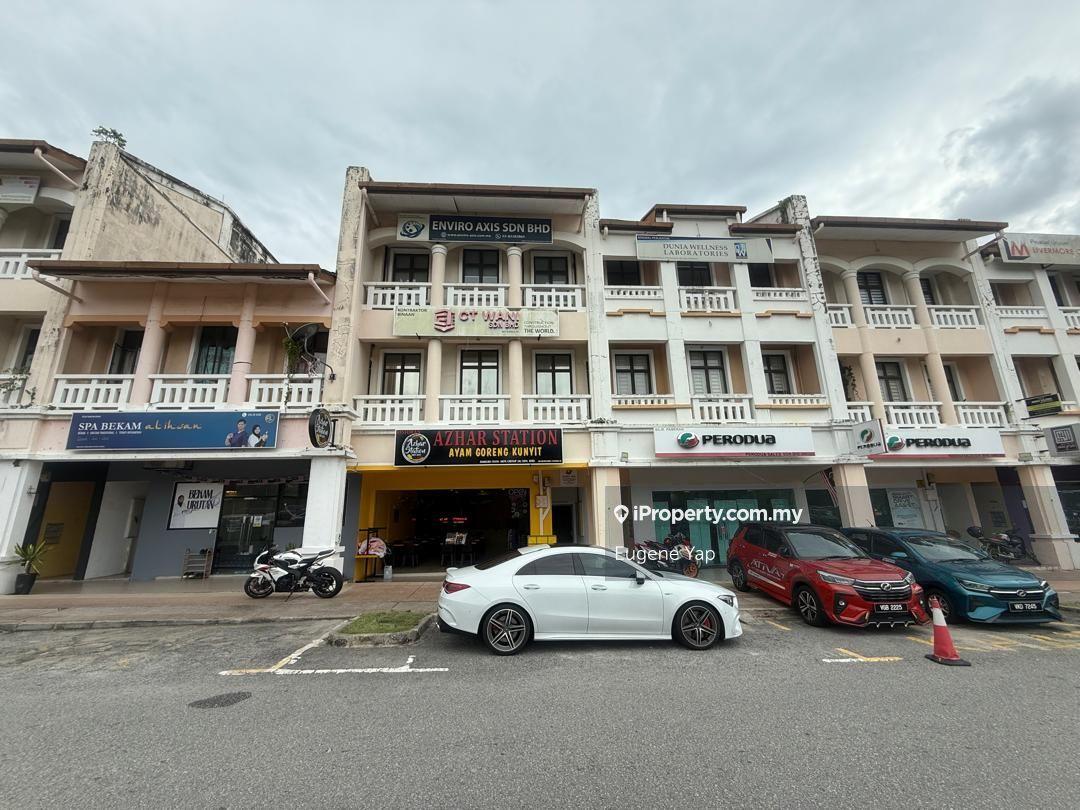 3storey shop, Facing vacant land