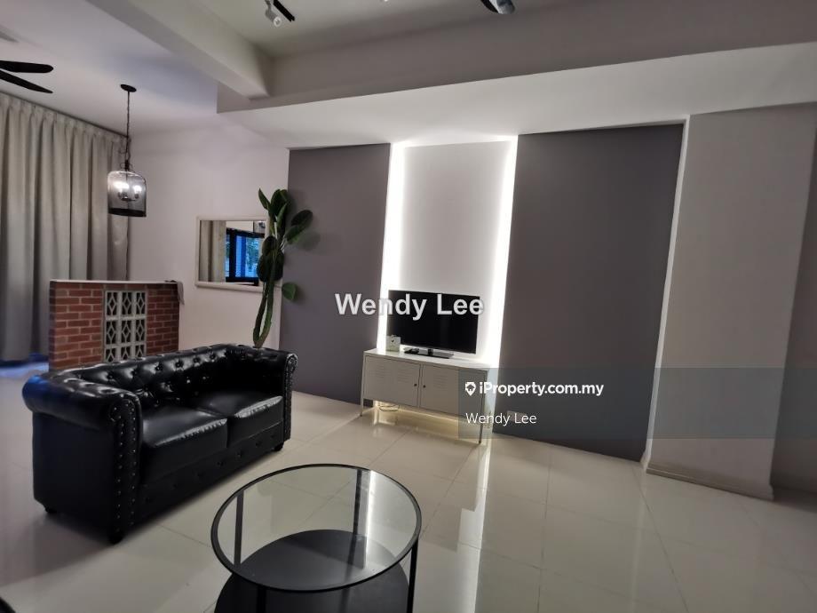 Terrace house for Sale