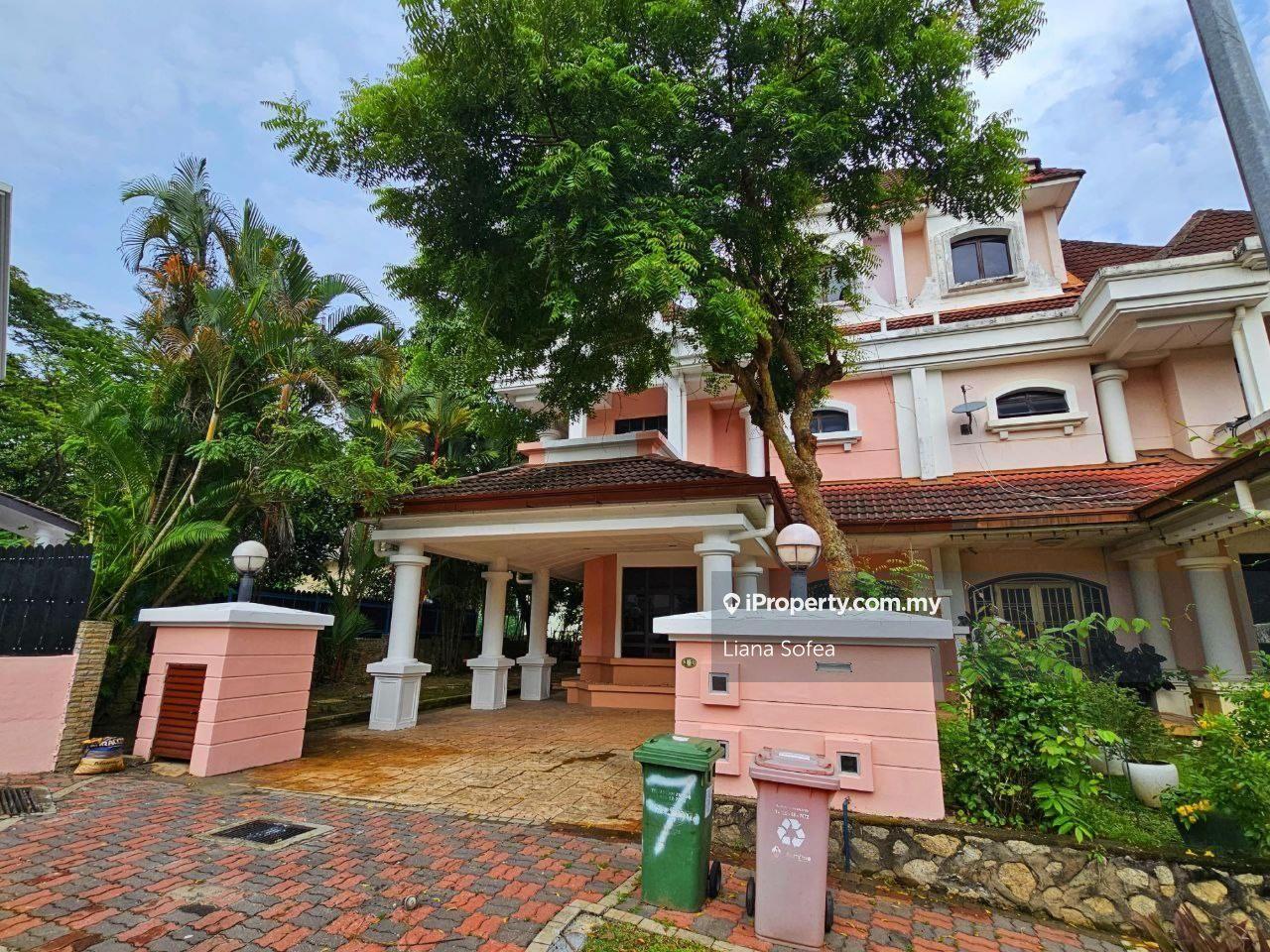 2.5 Storey End lot Semi D Presint 8 Putrajaya