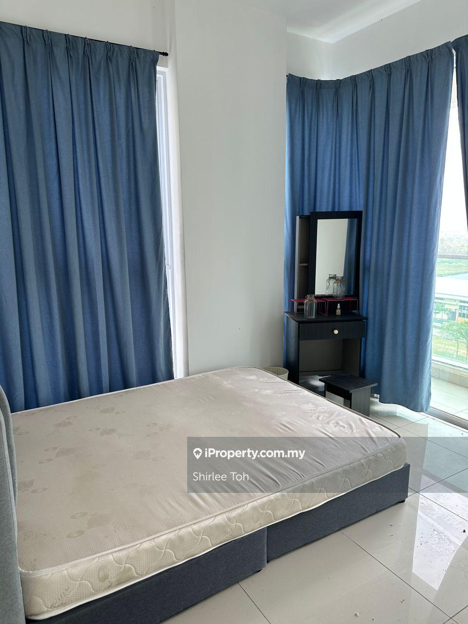 Fully furnished studio