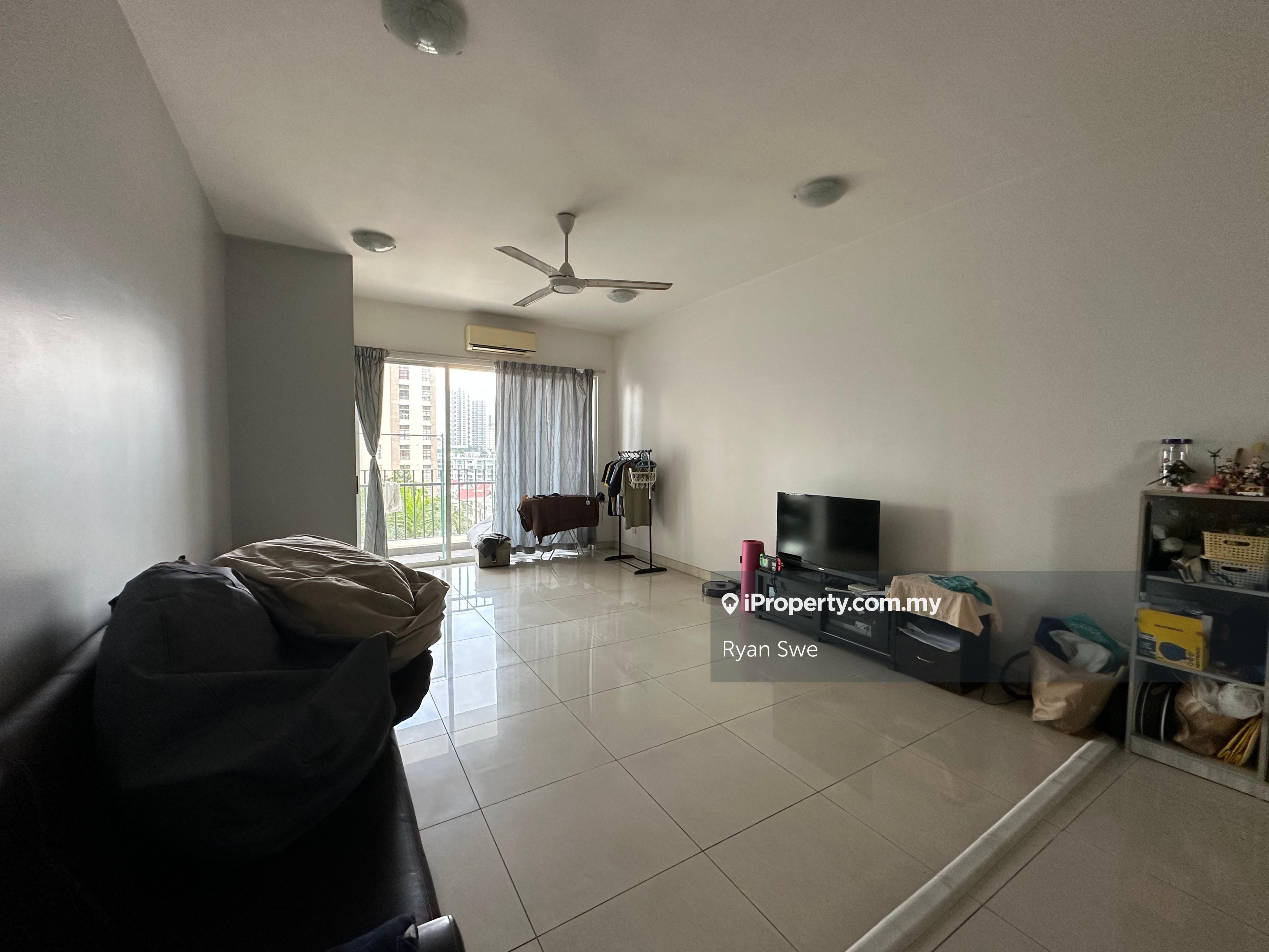 Zenith Residence Corner Spacious Below Market LRT Convenient Store