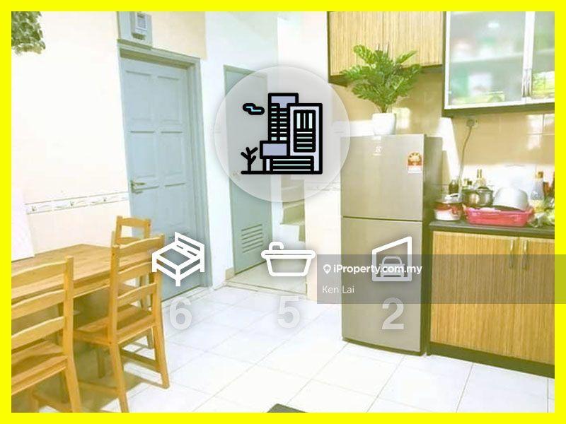 3 Storeys Landed House Bandar Utama Kayu Ara Petaling Jaya For sale