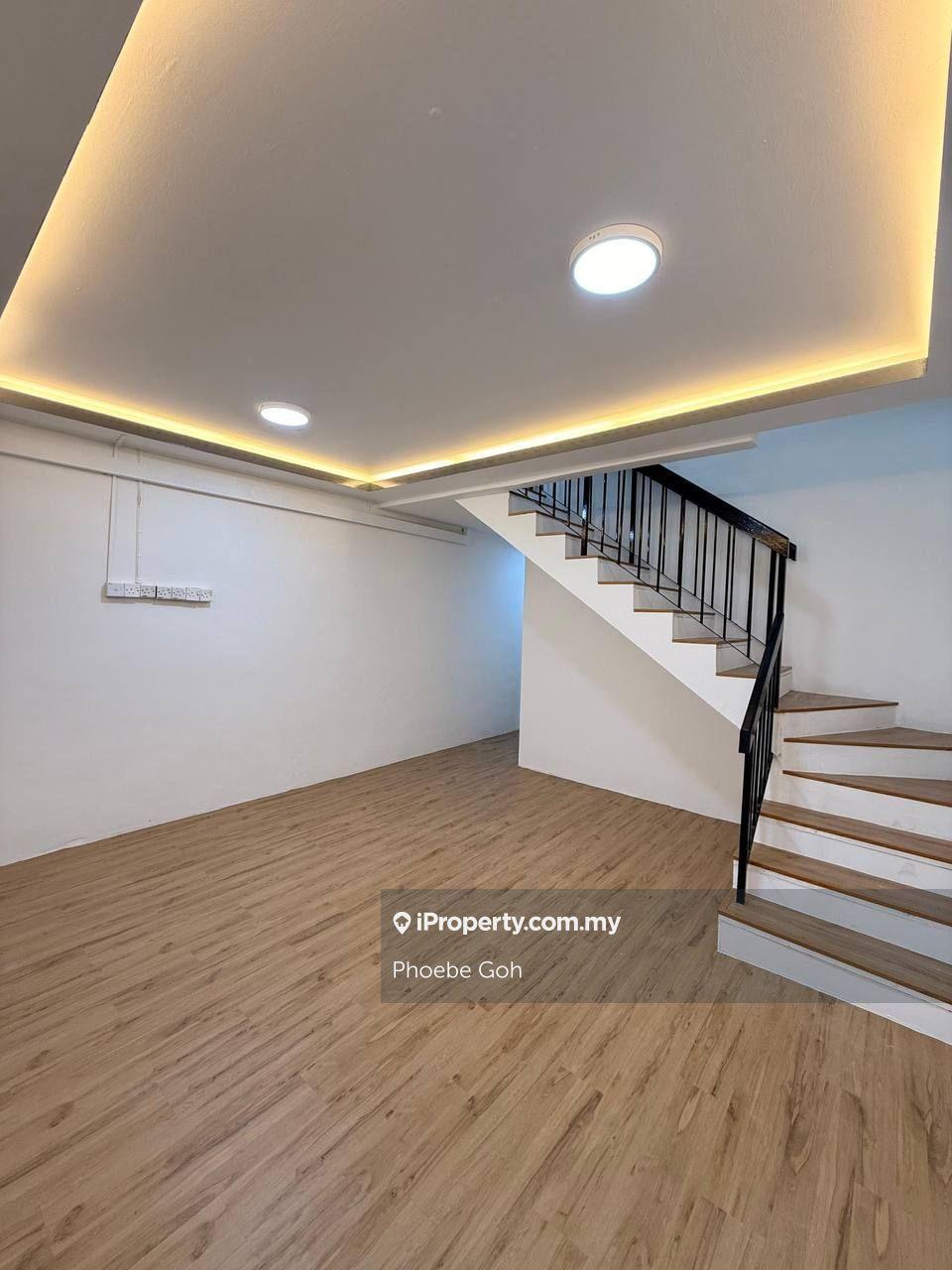 Kluang Taman Kluang Barat Double Storey House