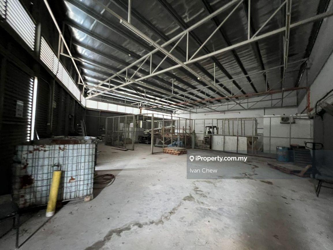 3 storey detached factory for sale