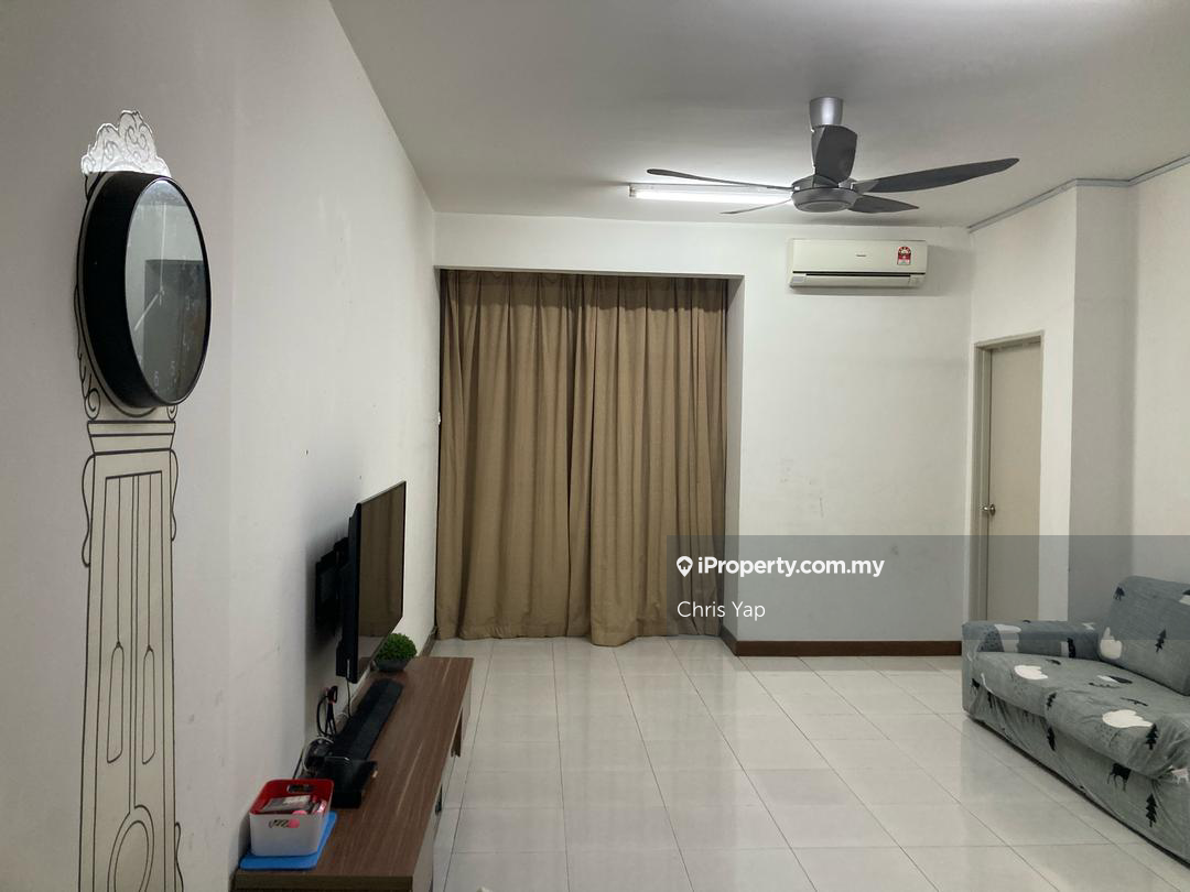 Ria Apartment 3rooms 2bathrooms 1carpark fully furnished