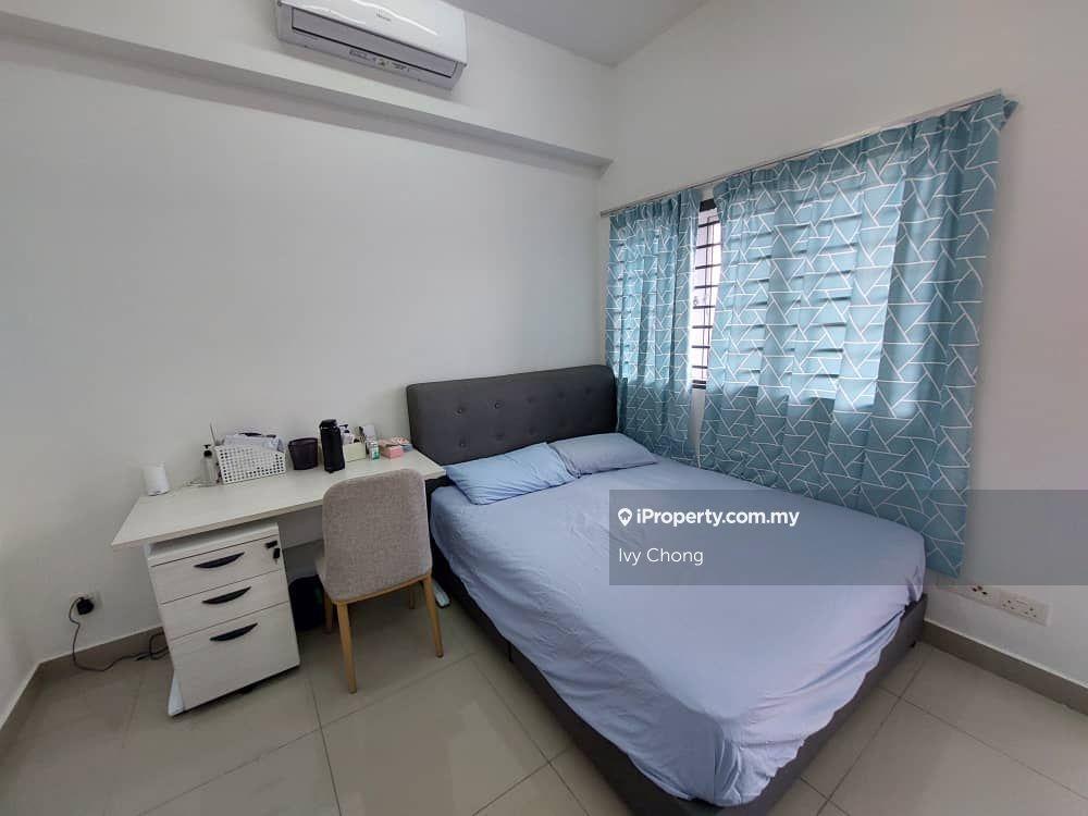 The Wharf Residence Well Maintained 2 Rooms Apartment for Rent
