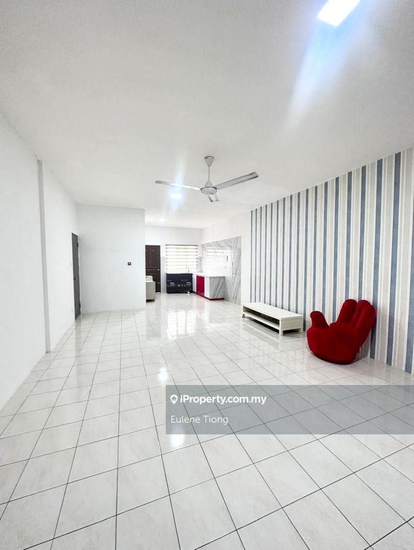 Bandar Baru Samariang - Double Storey Intermediate House 
