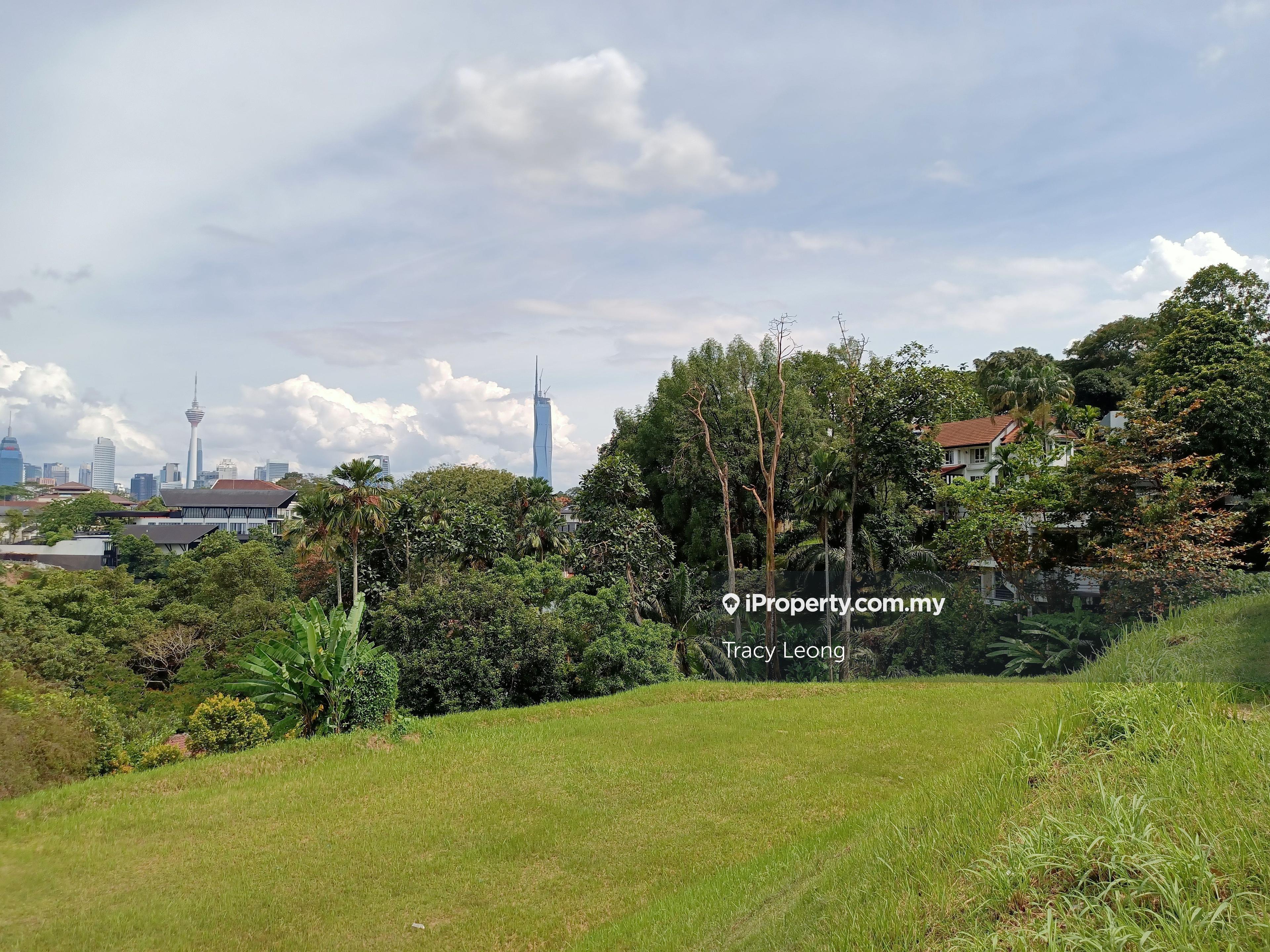 Near city center, Accessibility, Attractions, Spaciousness, Naturally 