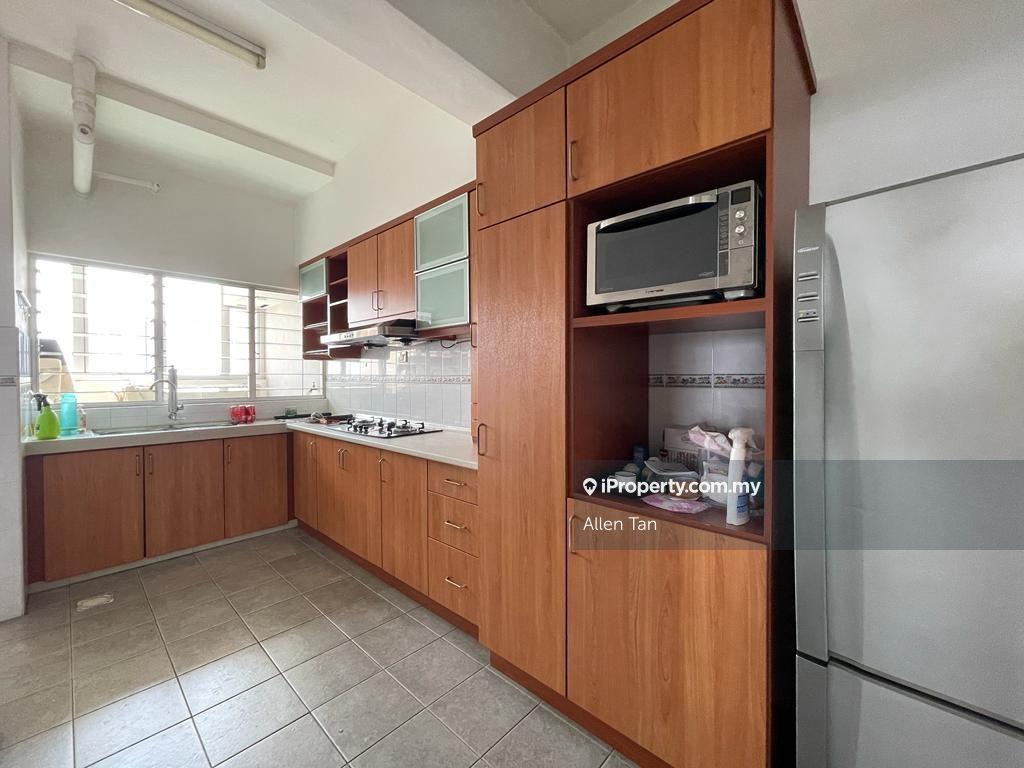 Kelana Mahkota Condo, Fully, 2cp, Kelana Jaya, LRT, PJ
