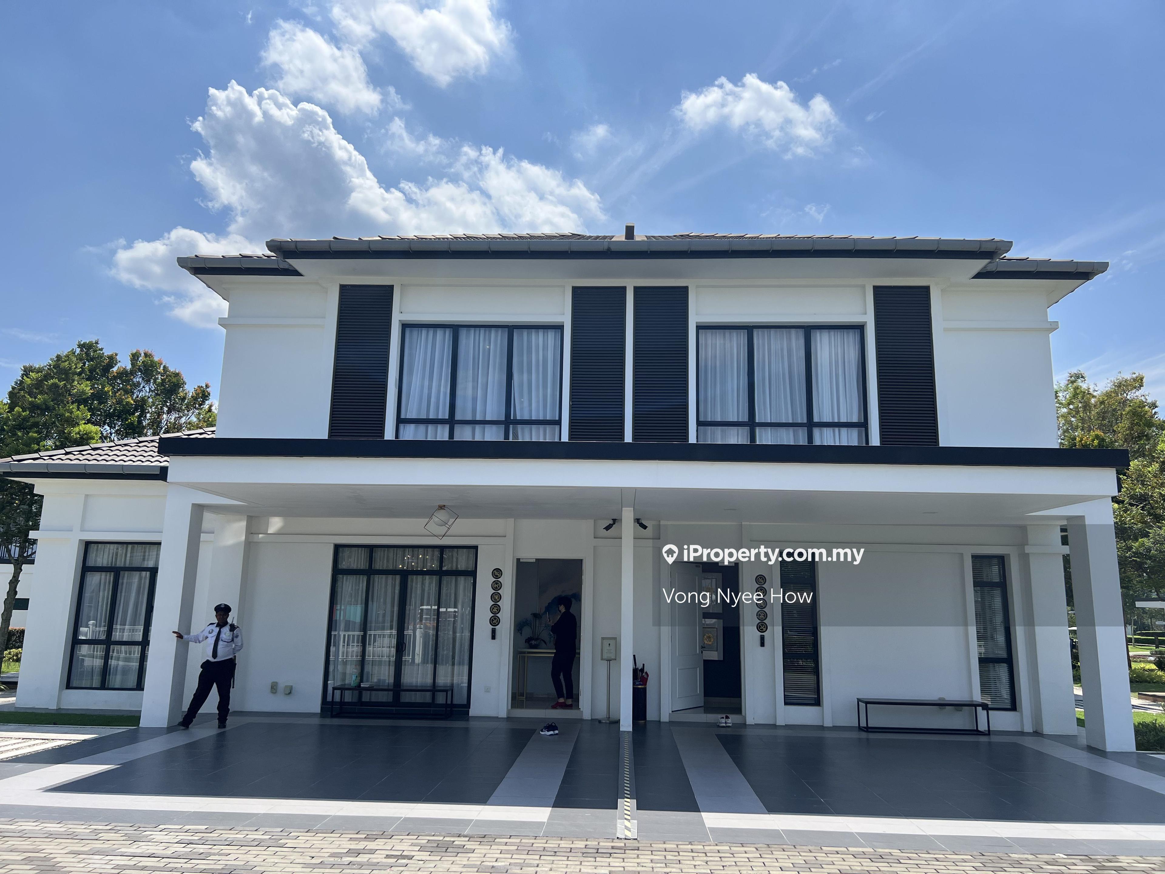 Free 2 Years Stay Newly Complete Semi D Concept Home