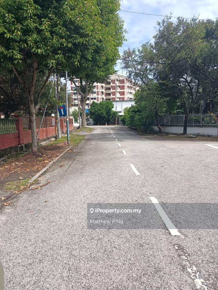 Solok Mano - 2 Stories Semi-D - Land:2828' - Pulau Tikus