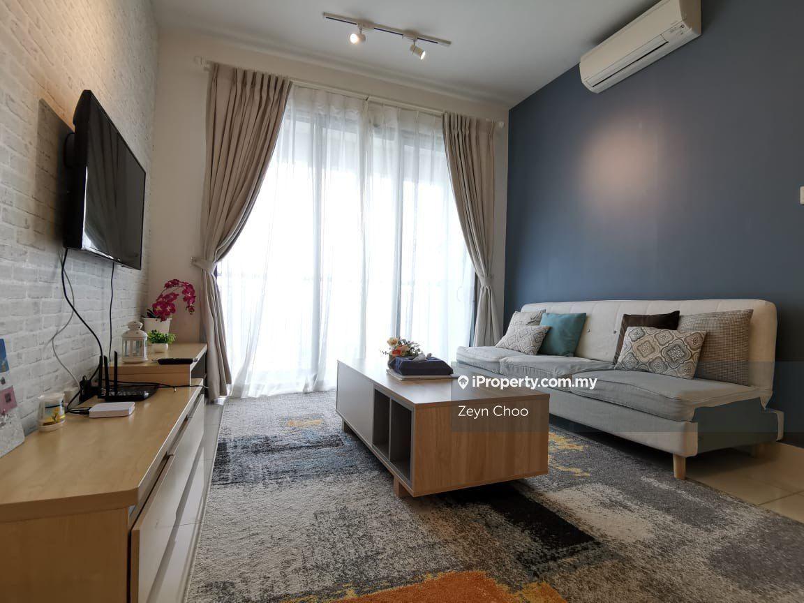 Hi I'm Zeyn a Specialist Agent In Medini Puteri Habour For Rent Case