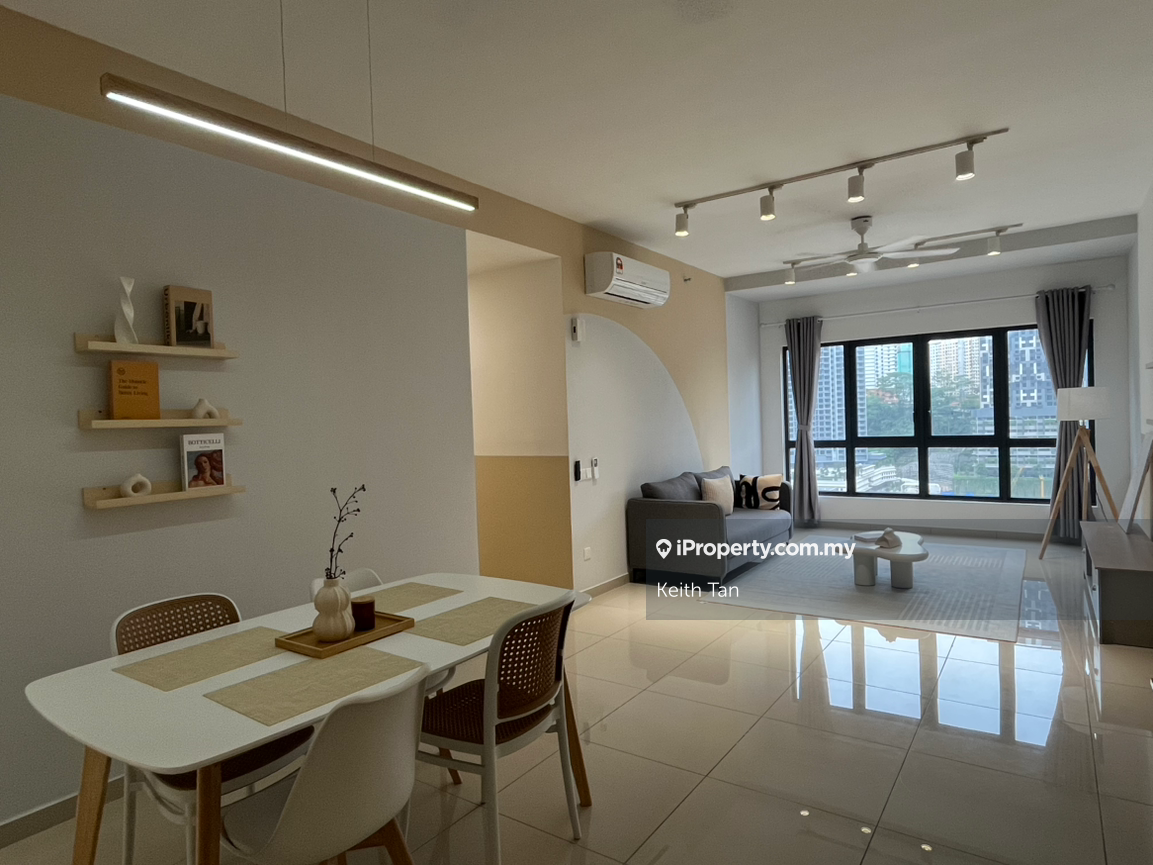 D erica Partially furnished @ Damansara Perdana