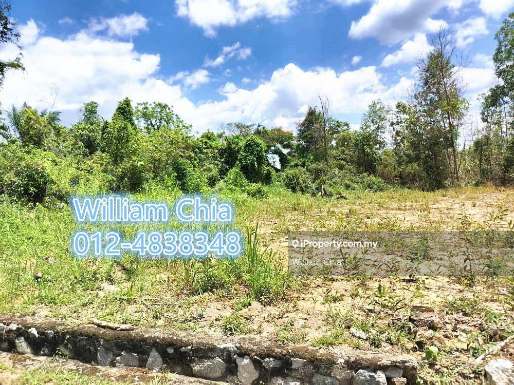 Mahkota Hill Bandar Akademia Tasik Senangin Mantin