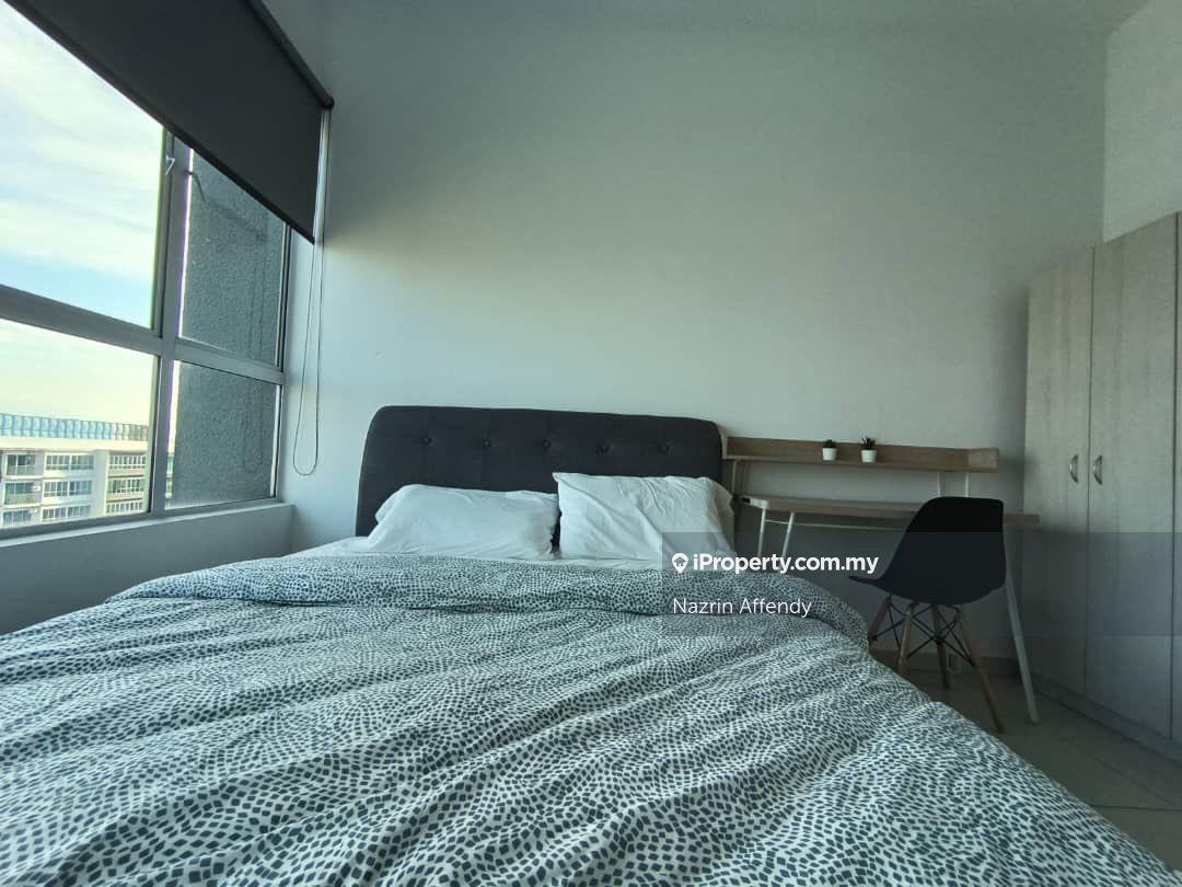 New room available and clean for rent