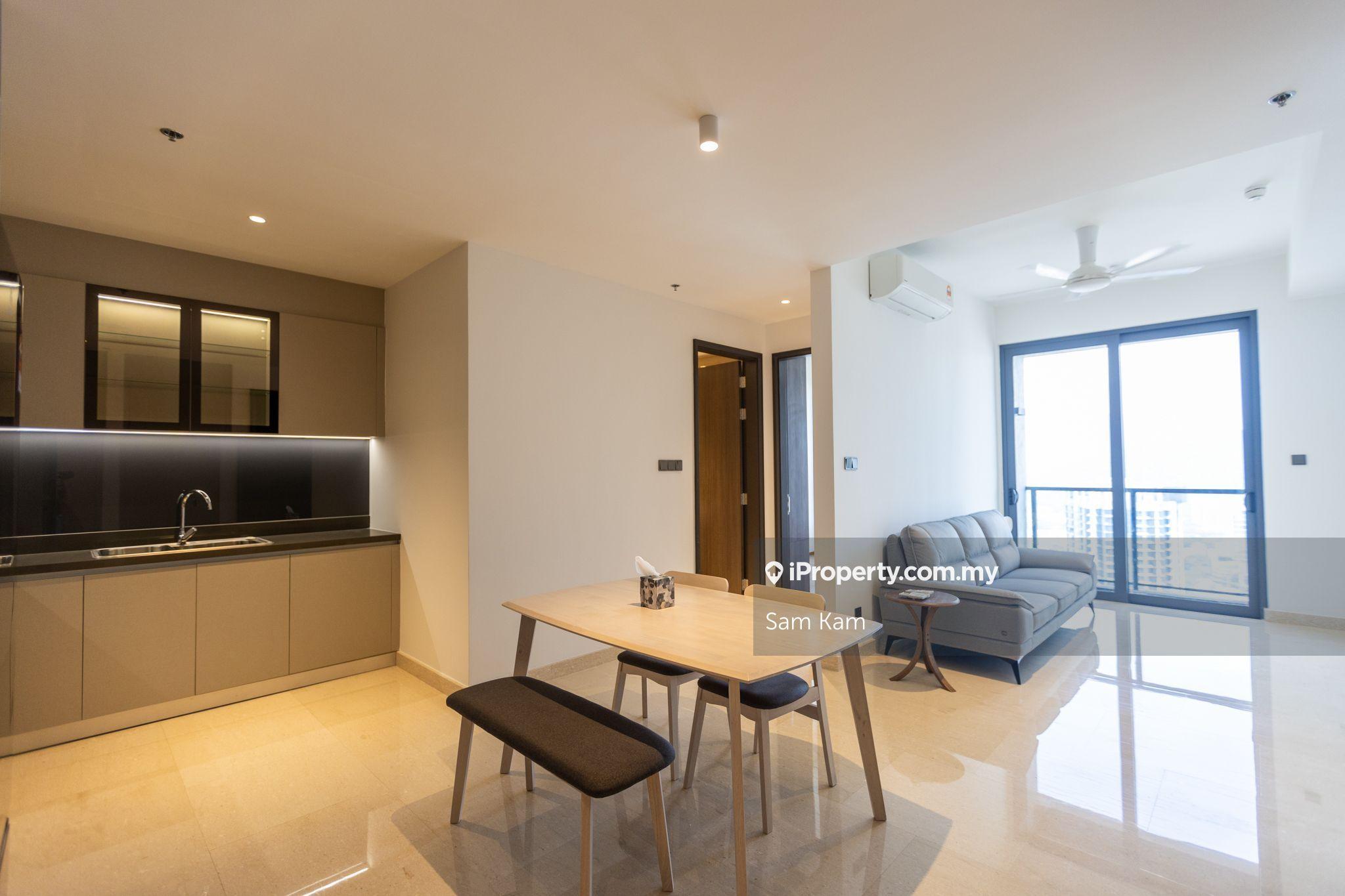 Cozy seafront and cityfront unit