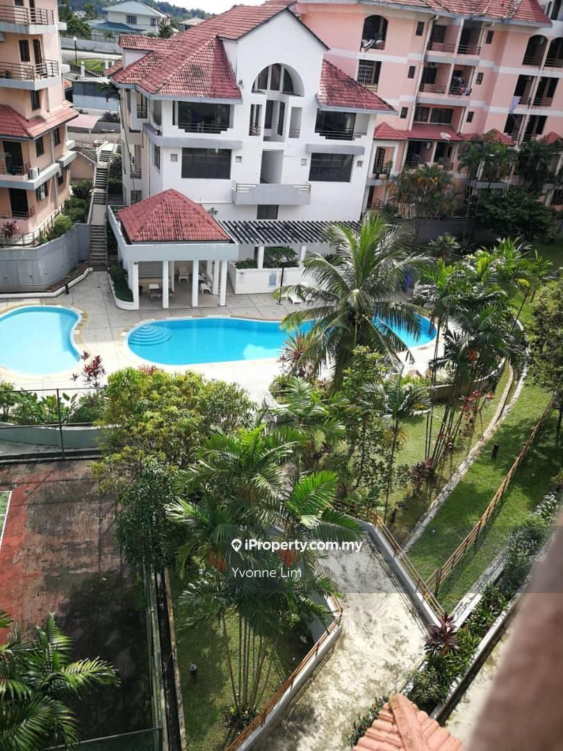 Frinza Condo, jb town, 3 bedrooms, walk up apartment, gng