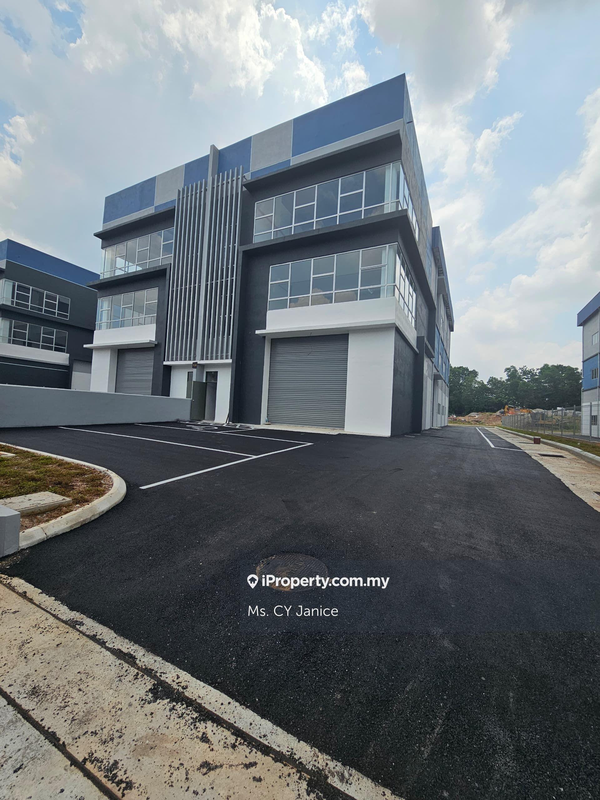 Balakong Jaya 2.5-Storey Semi-D Factory for Rent