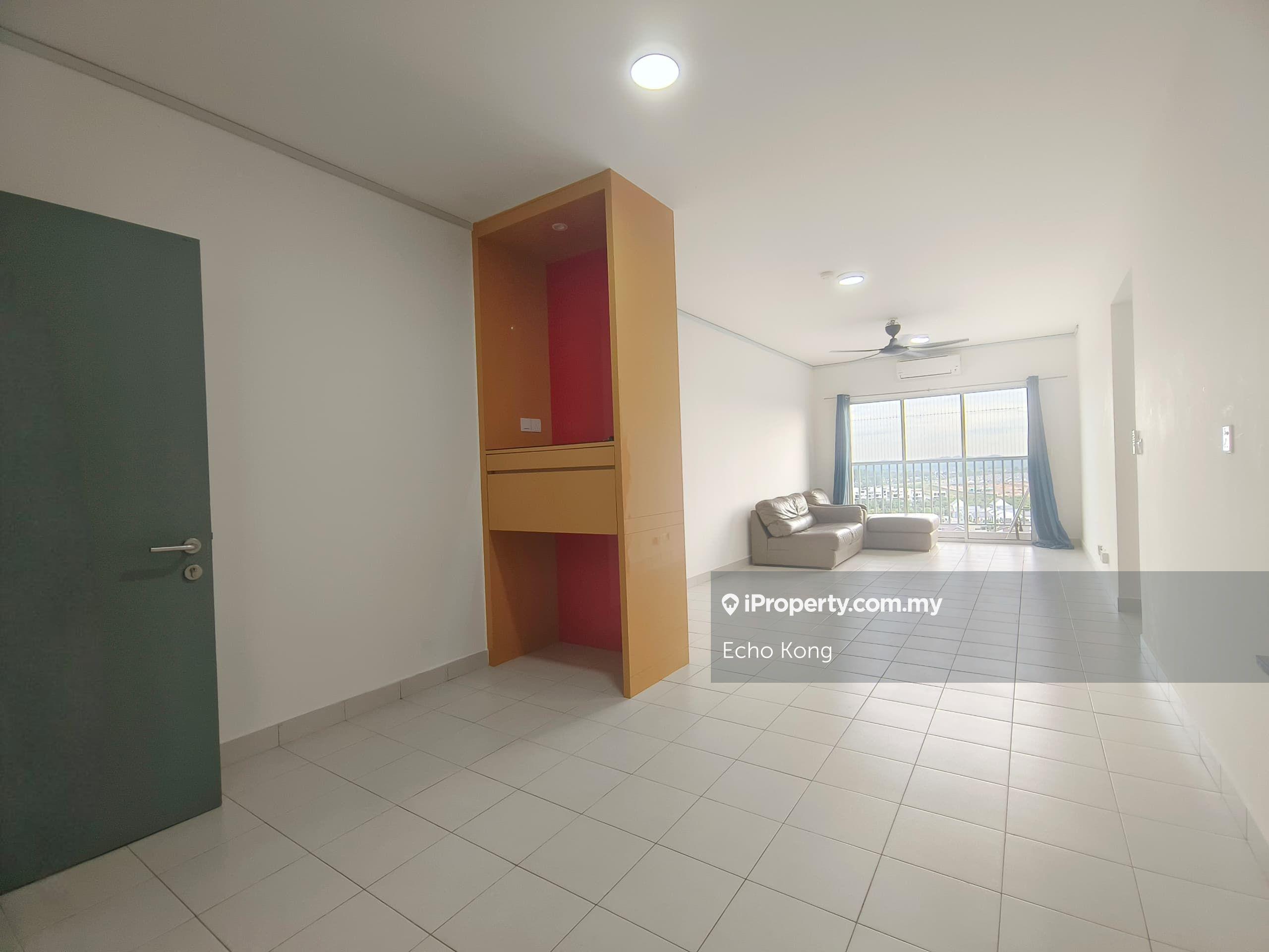 Partially Furnished & Medium Floor, Apartment with lift, nearby lift