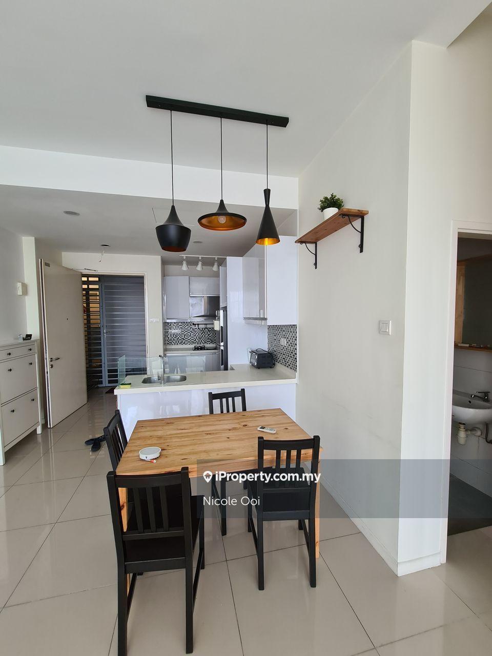 Ku Suites Kota Kemuning 2 bedrooms unit for sale rm500k
