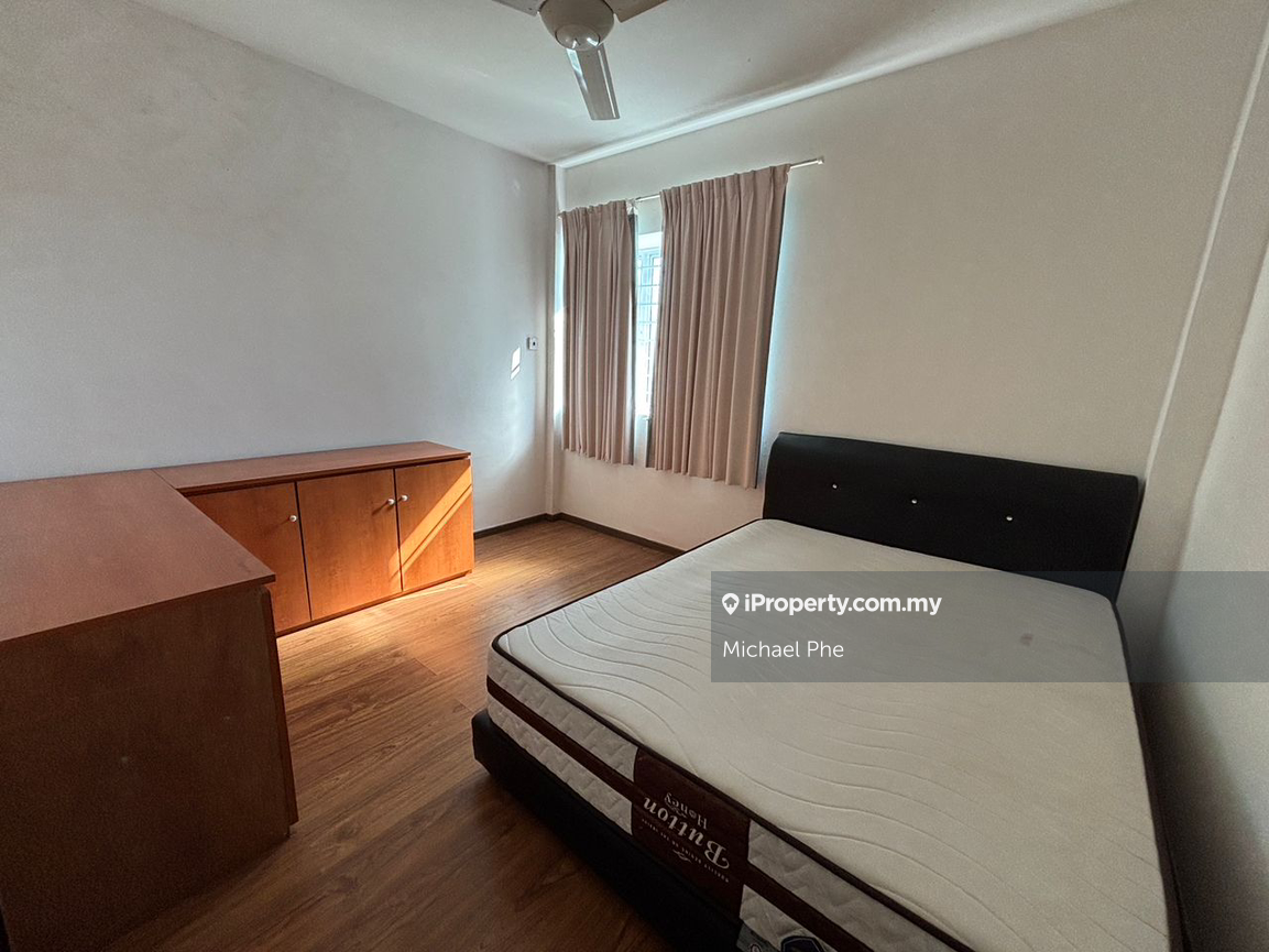 Ensyn Avenue stapok apartment for rent