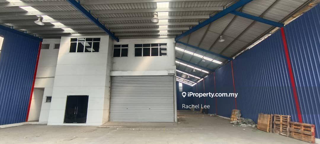 2.5 Storey Semi-D factory at Bandar Pinggiran Subang,Sek U5 For Rent