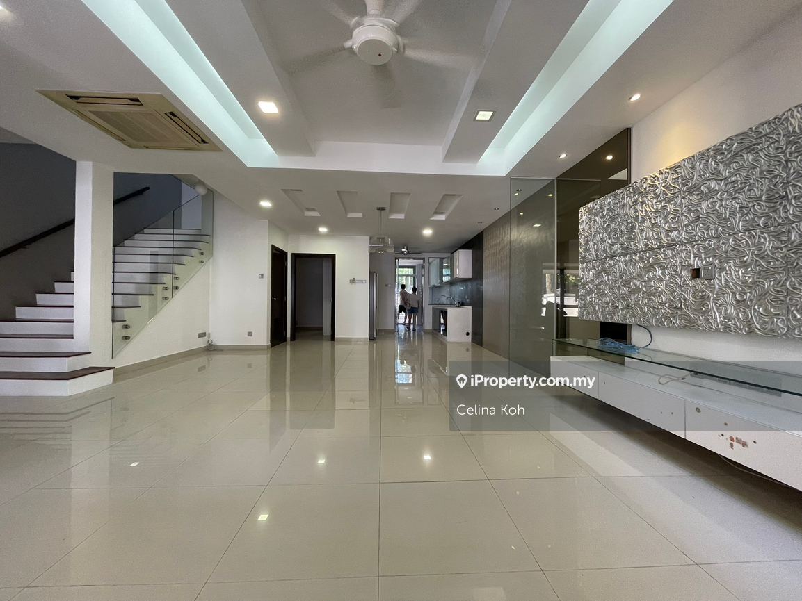 2 storey flat land
