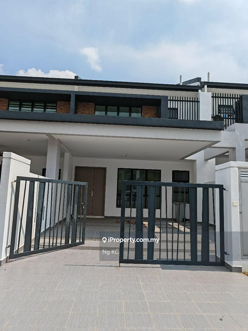 Brand new, Rimbun Kiara 2 Storey Link House For Rent