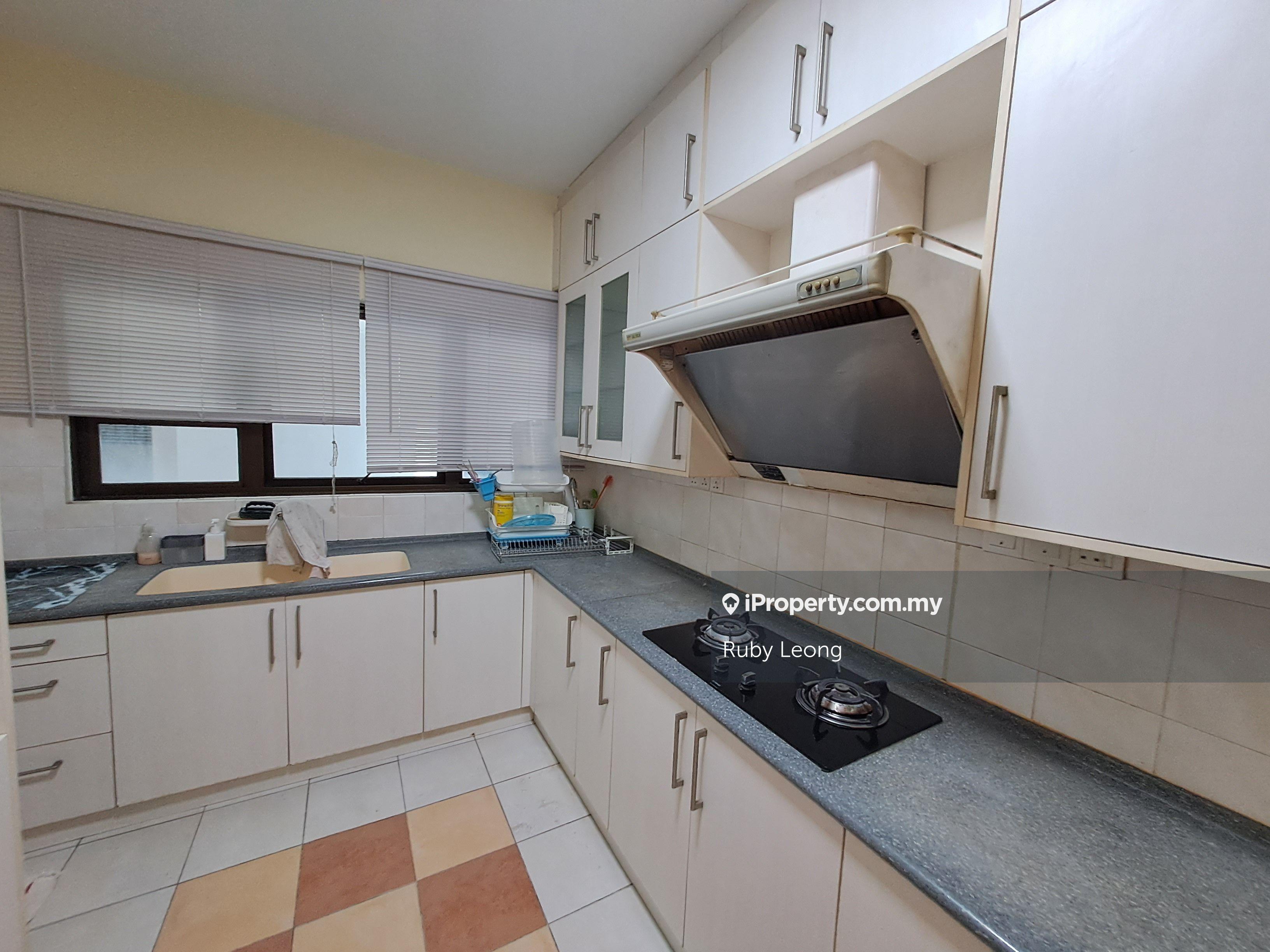 Easy Access, near amenities, near Mrt station, low density